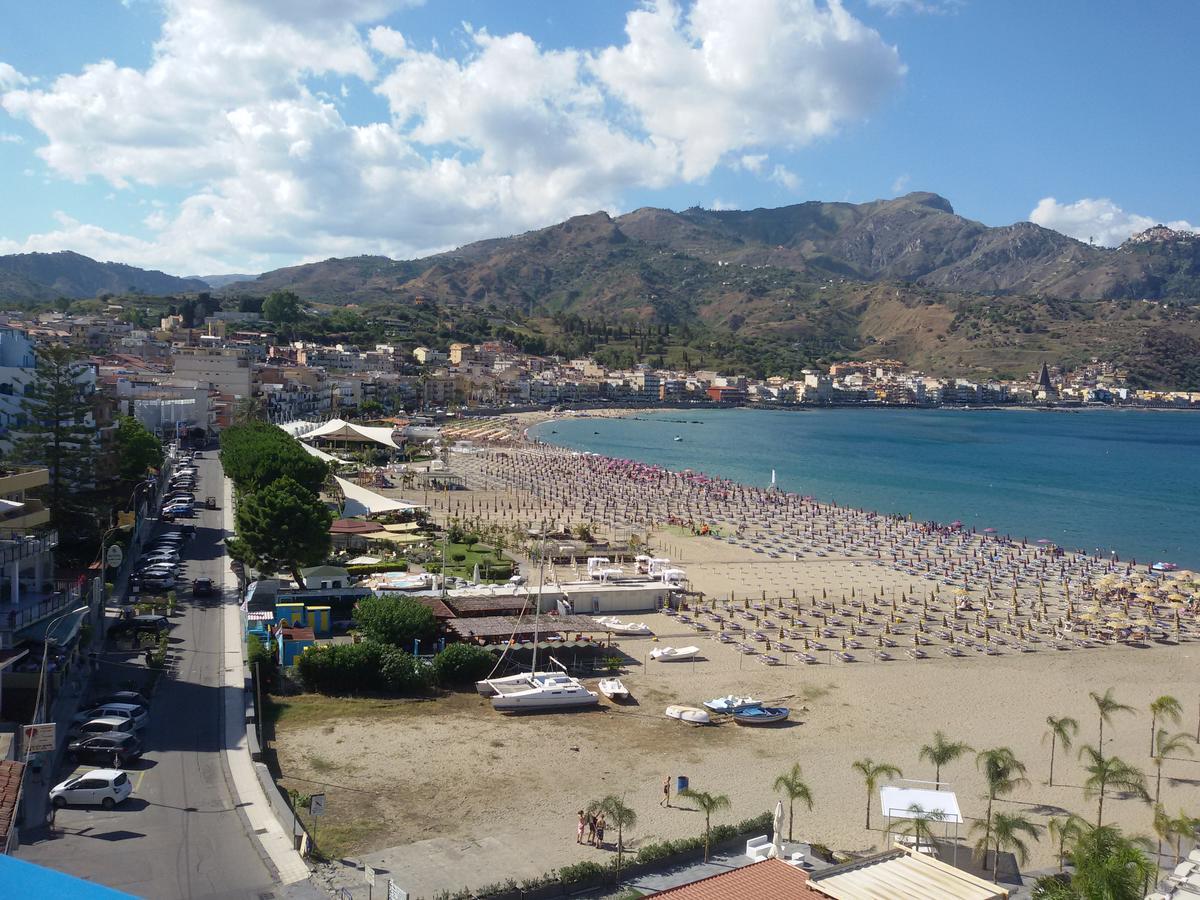 Hotel Panoramic Giardini-Naxos Kültér fotó