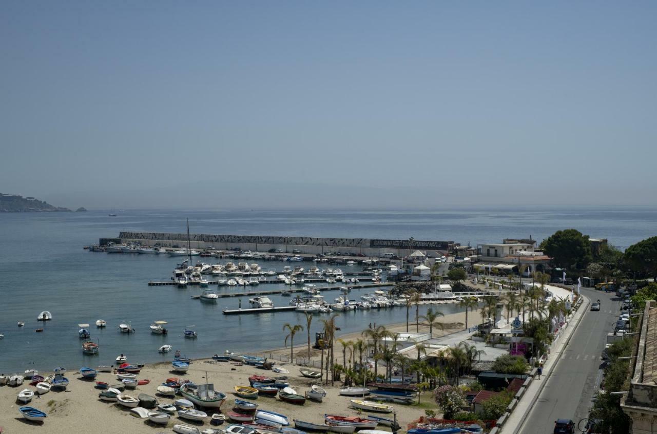 Hotel Panoramic Giardini-Naxos Kültér fotó